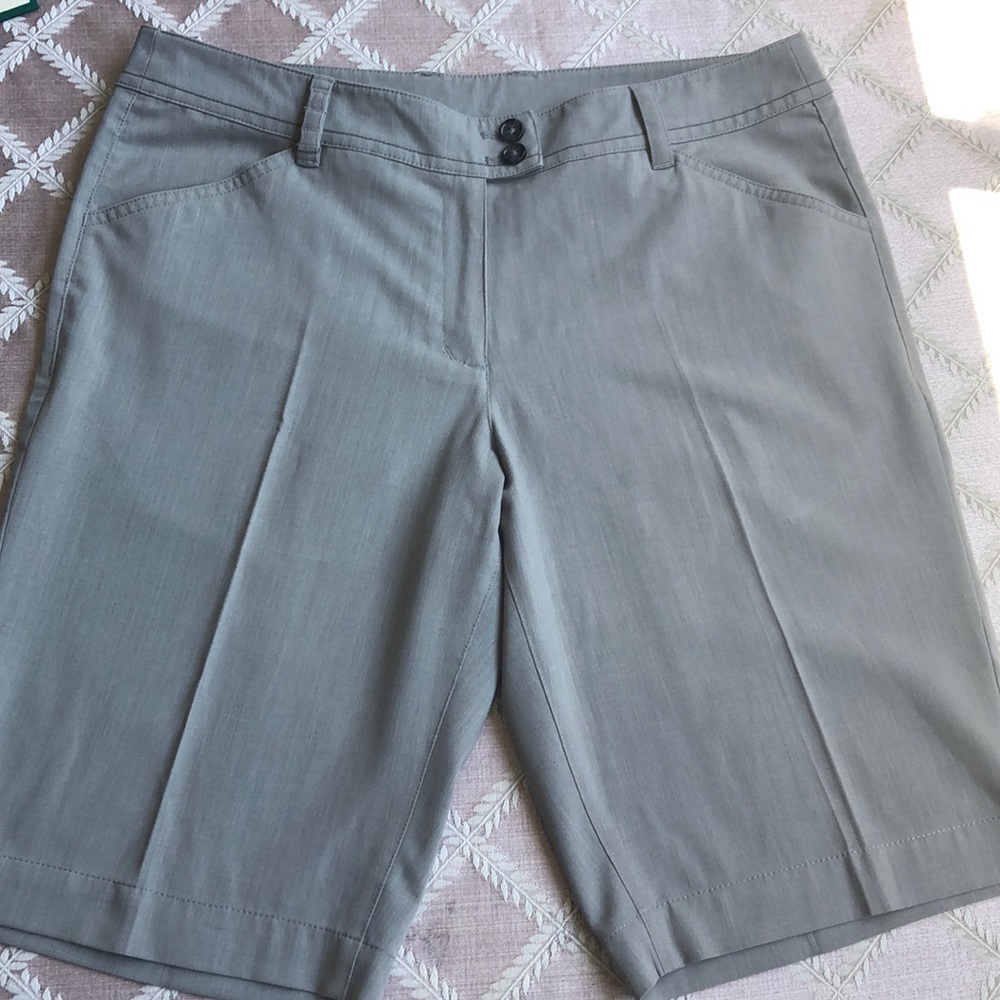 Callaway Women’s Golf Shorts